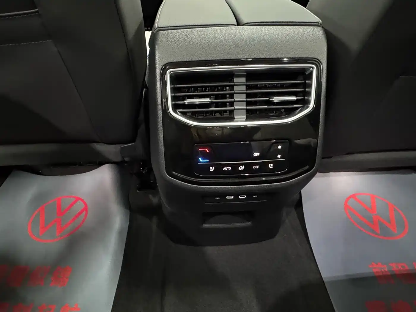 Volkswagen Talagon 2025 450TSI R-Line 6-Seater фото 27