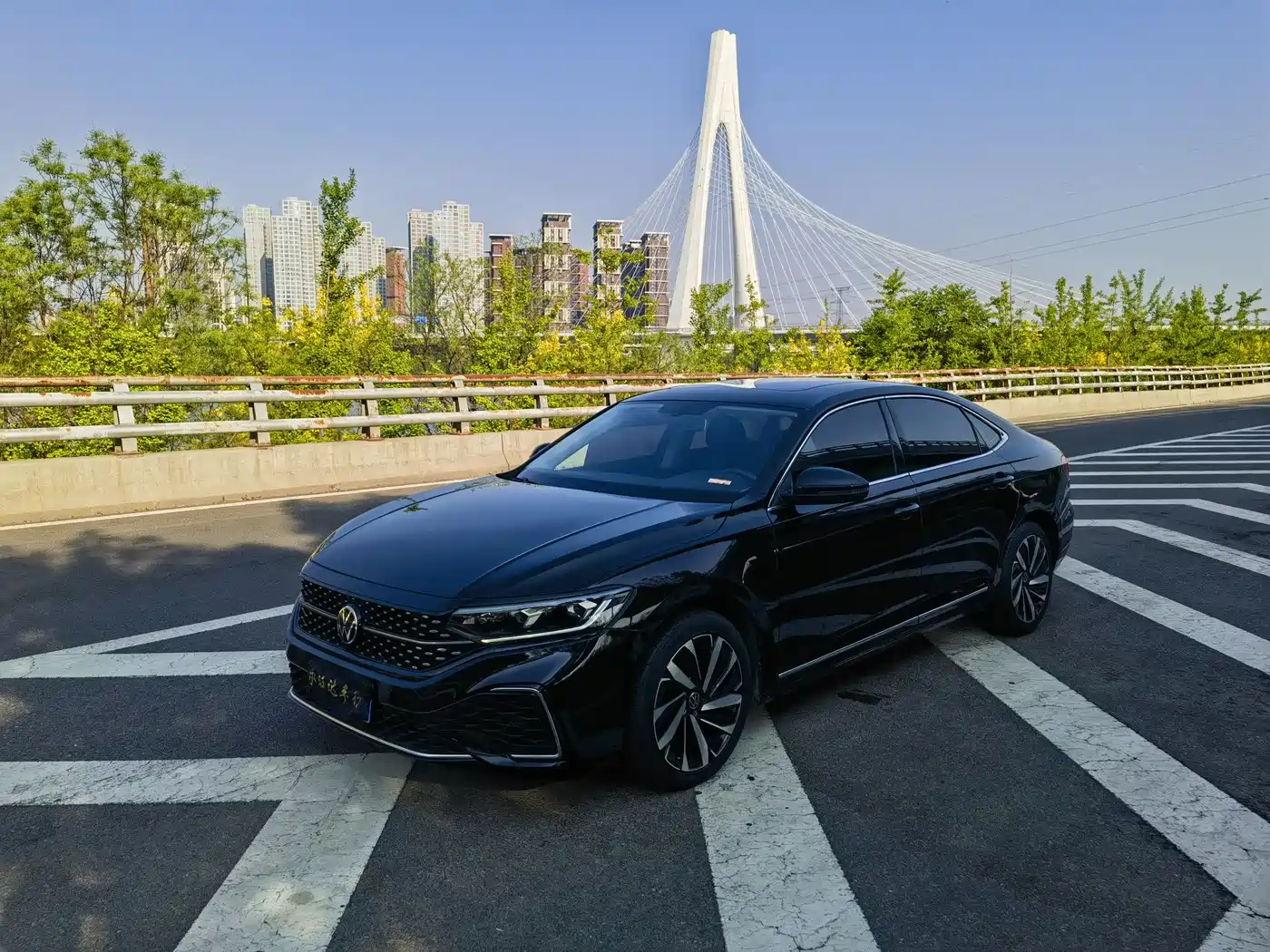 Volkswagen Passat 2022 330TSI Starlight Elite Edition