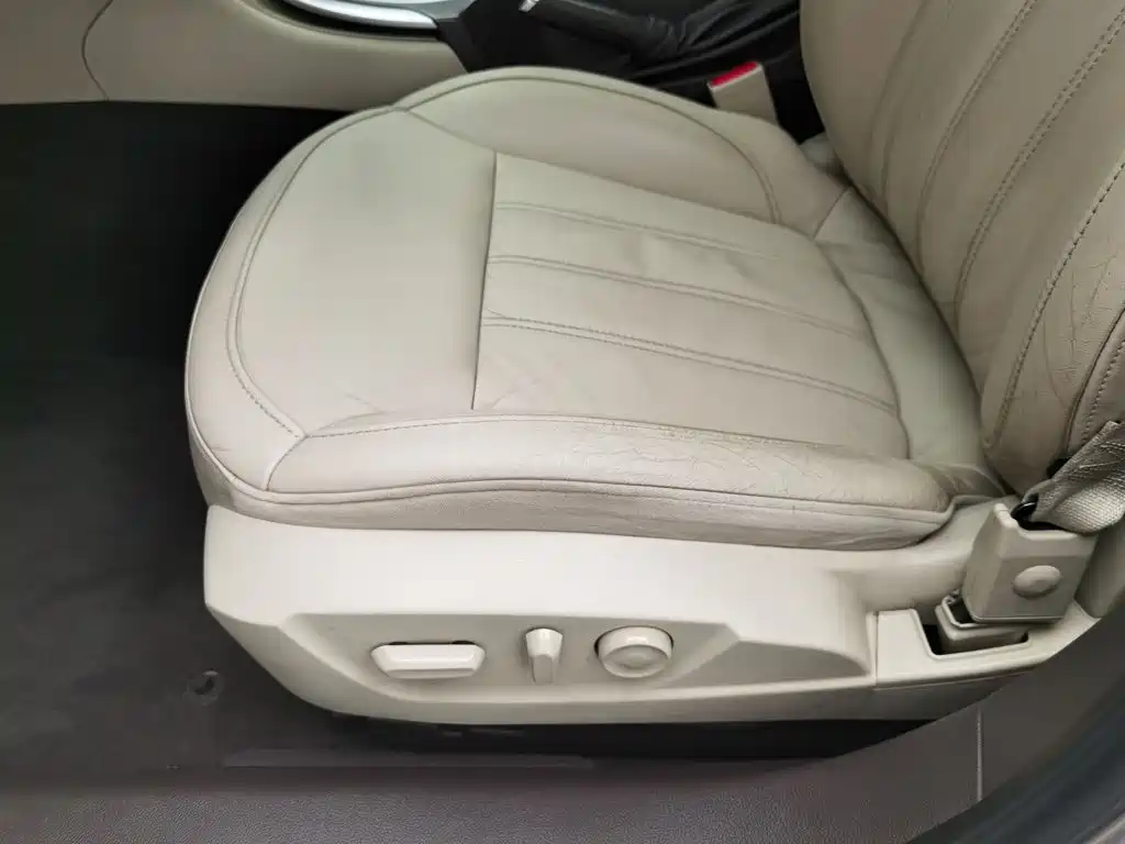 صورة 20 - Buick Regal