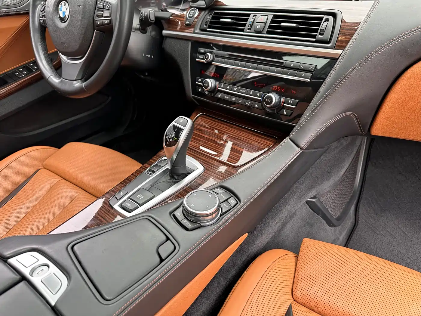 BMW 6 Series 2016 640i Gran Coupe фото 18