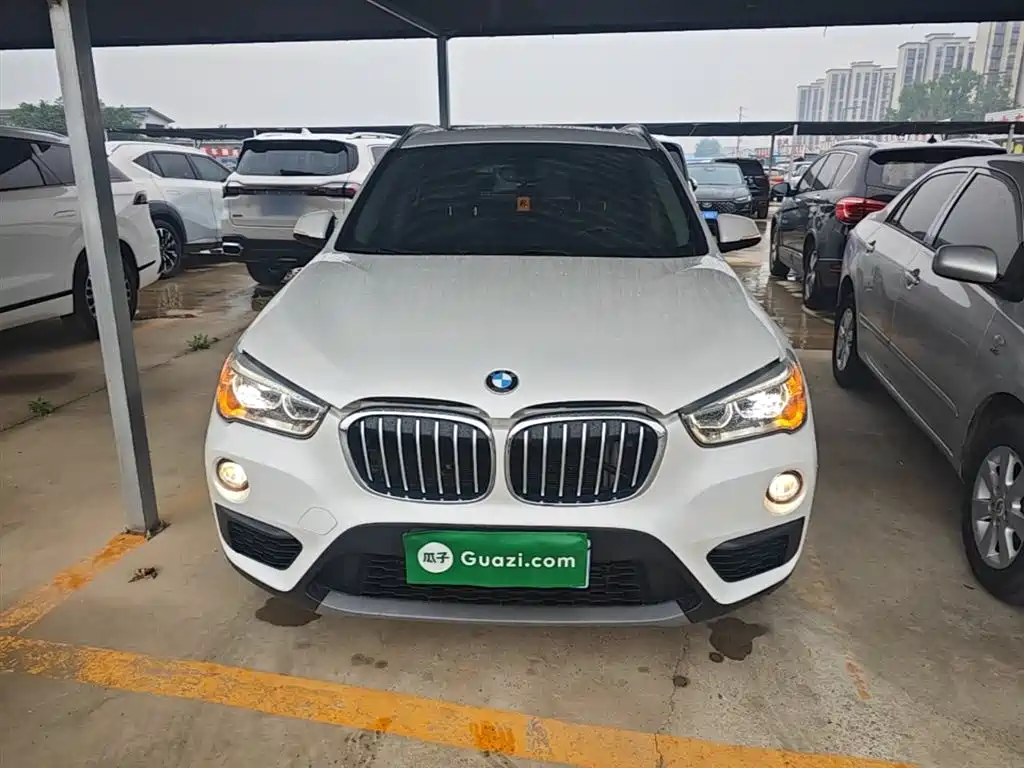 BMW X1 2018 sDrive20Li Leading Model фото 3