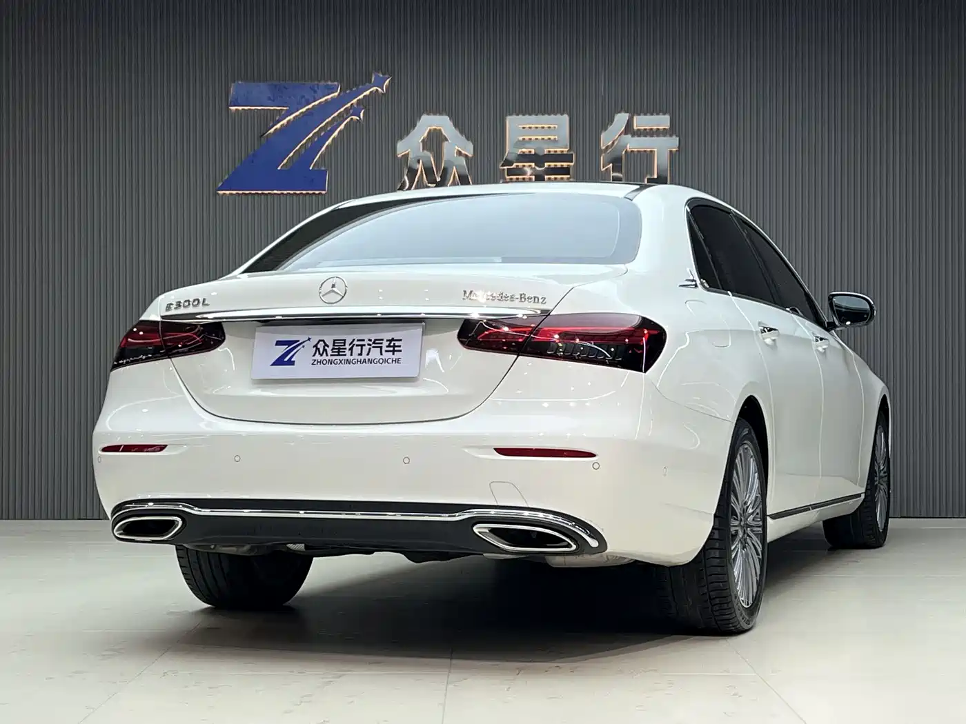 Mercedes-Benz E-Class 2021 E 300 L Luxury фото 3