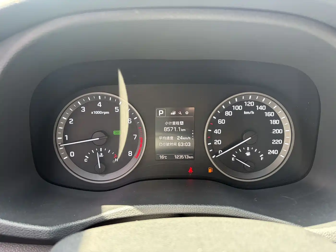 Hyundai Tucson 2018 1.6T DCT 2WD 15th Anniversary Special Edition фото 5
