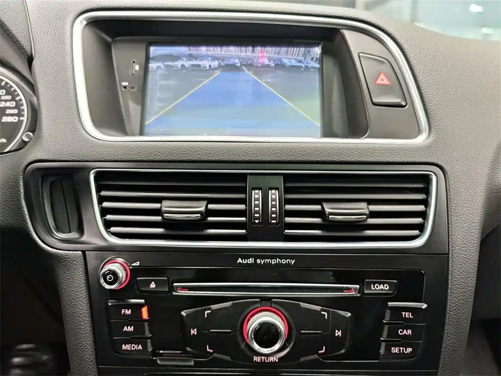 Audi Q5 2017 Plus 40 TFSI Technology фото 11