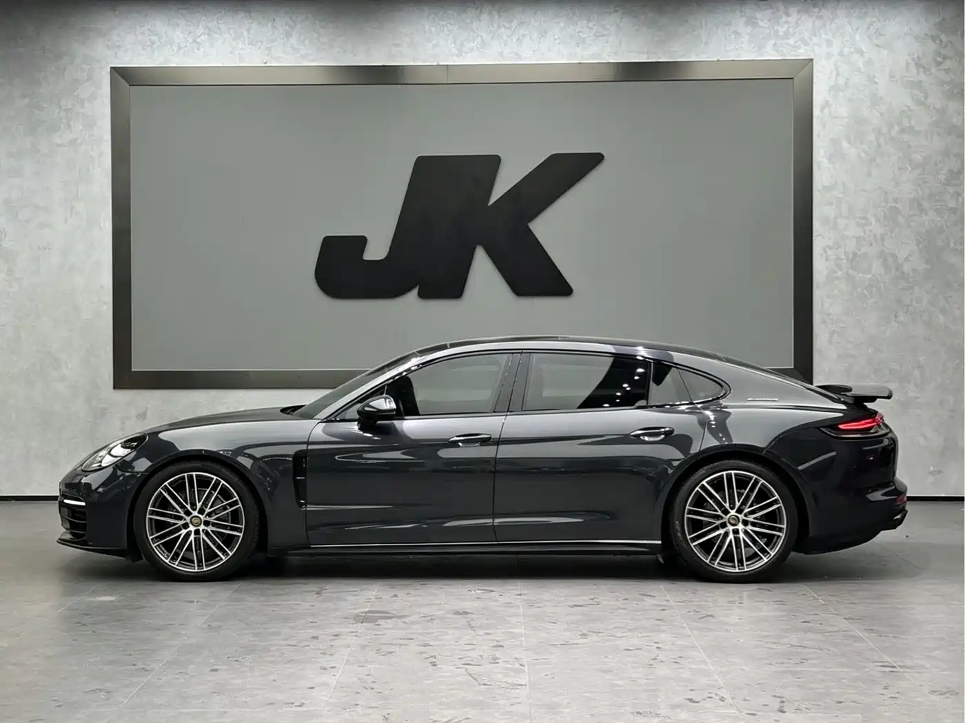 Porsche Panamera 2022 Panamera 4 Executive Long Wheelbase 2.9T фото 3