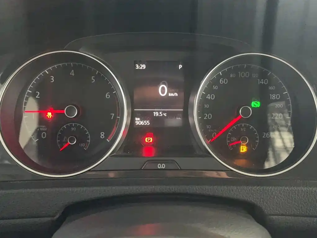 Volkswagen Golf 2018 1.6L Automatic Comfort фото 6