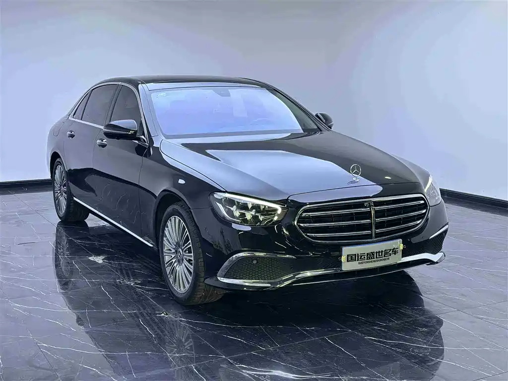  E CLASS