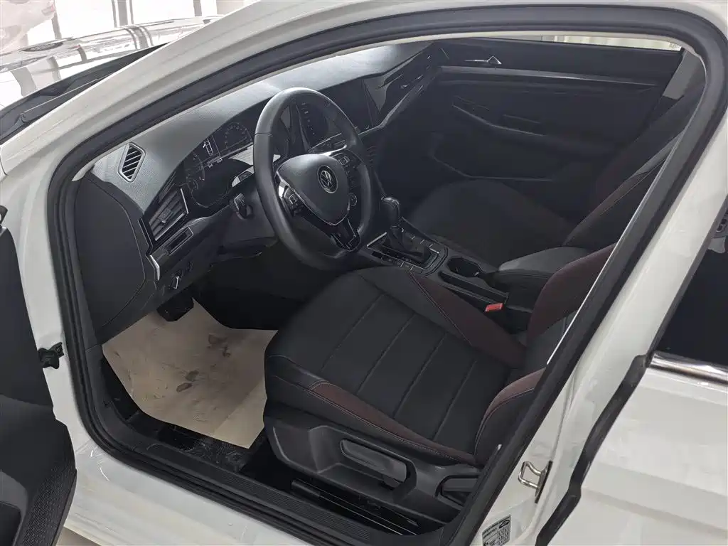 Volkswagen Bora 2021 1.5L Automatic Comfort Smart Edition фото 11