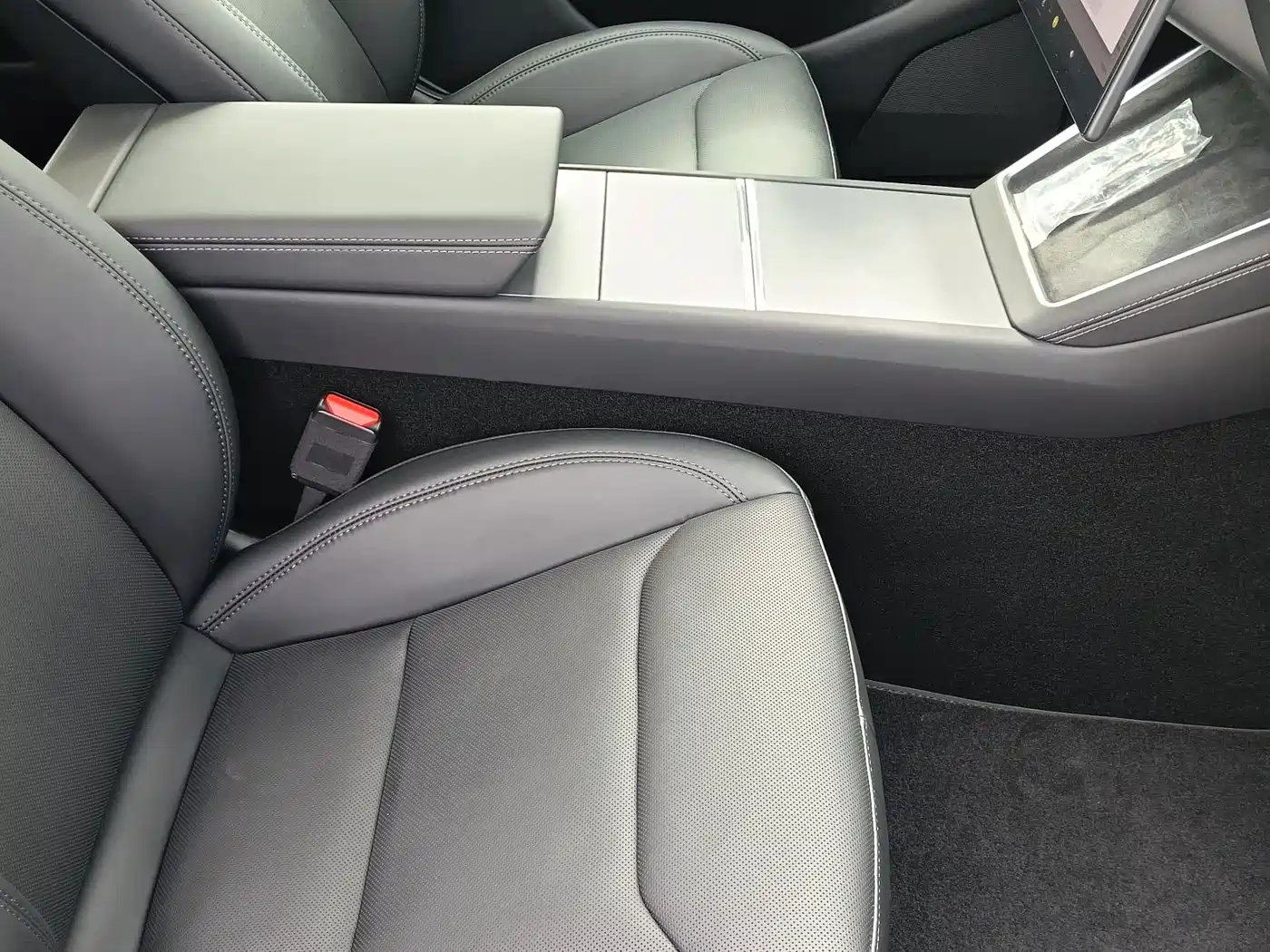Tesla Model Y 2026 2026 Rear-Wheel Drive