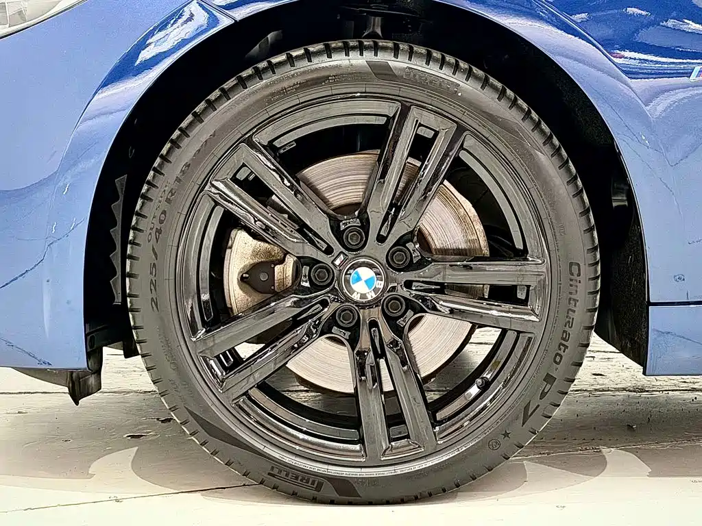 Фото 8 - BMW 1 Series