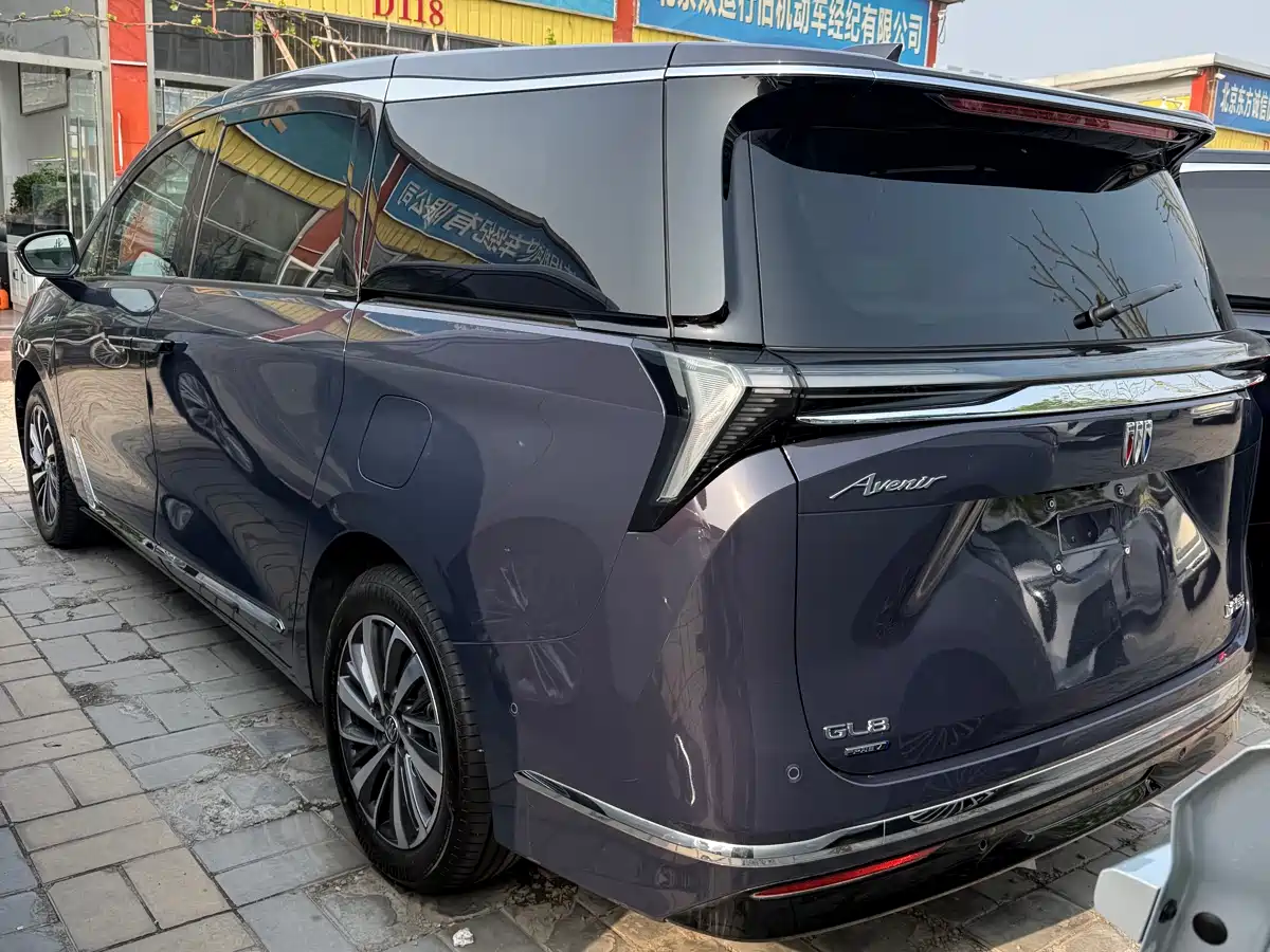 BUICK GL8 NEW ENERGY