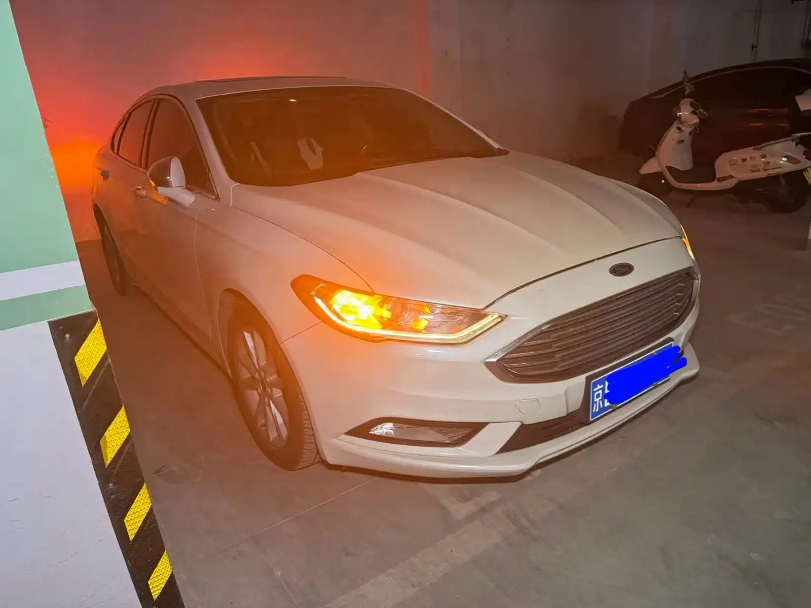 Фото 2 - Ford Mondeo