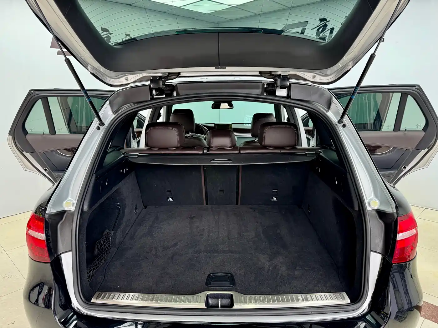 Mercedes-Benz GLC 2016 GLC 260 4MATIC Luxury фото 22