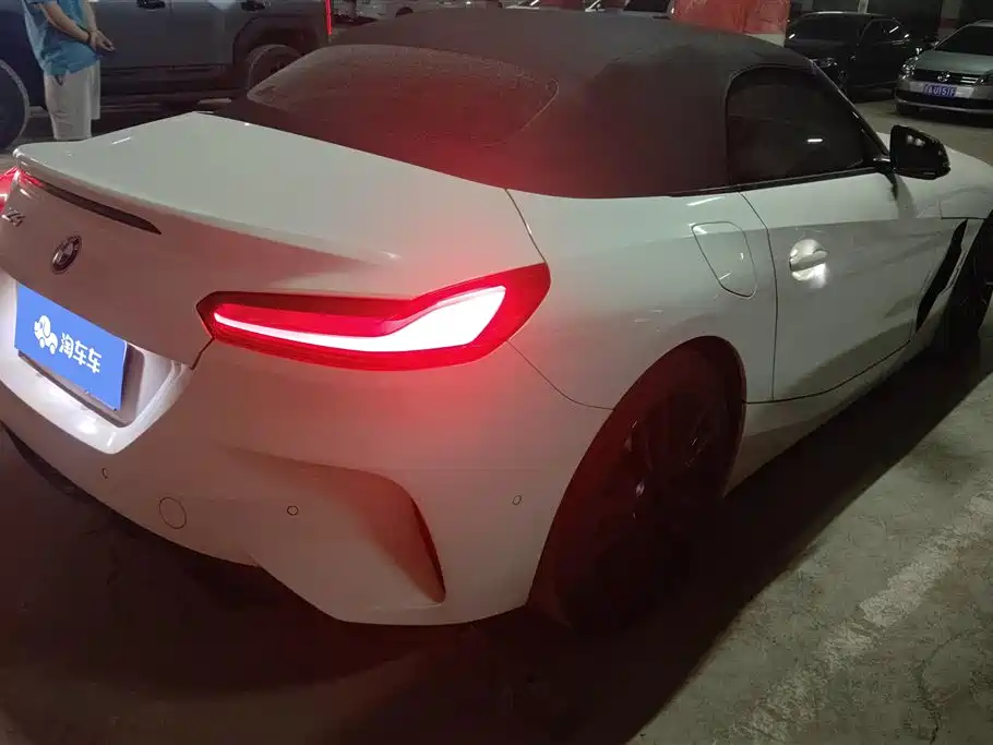 BMW Z4 2022 sDrive 25i M Sport Shadow Edition фото 3