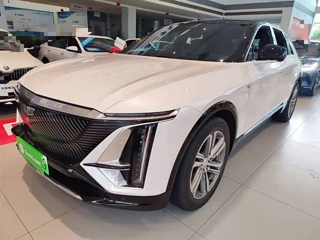 Cadillac IQ Rui Ge 2022 Rear-Wheel Drive Long Range Premium Edition фото 2
