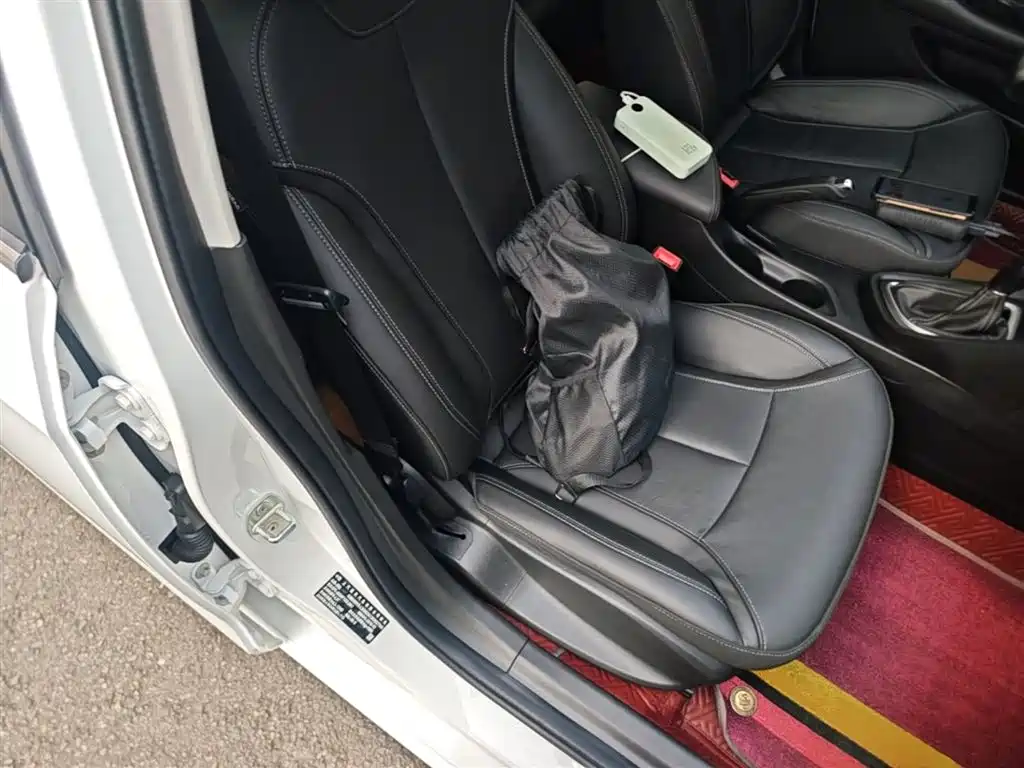 Buick Excelle 2019 18T Auto Connected Elite China VI фото 25