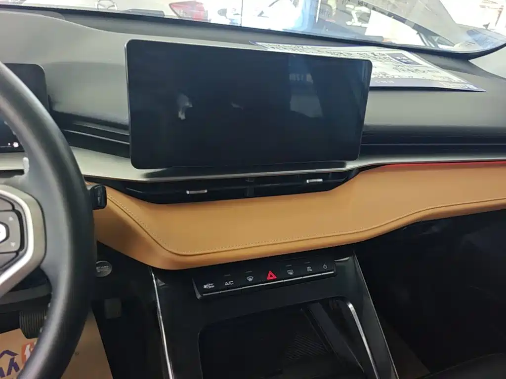 Фото 13 - Haval H6