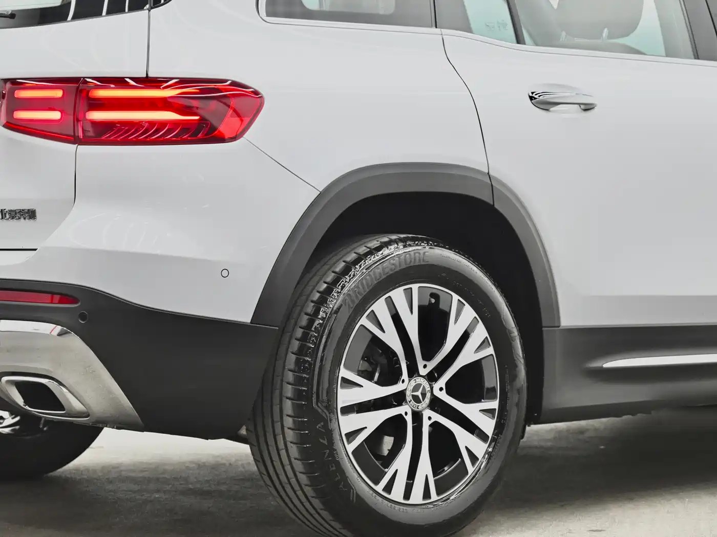 Mercedes-Benz GLB 2024 GLB 220 Dynamic фото 33