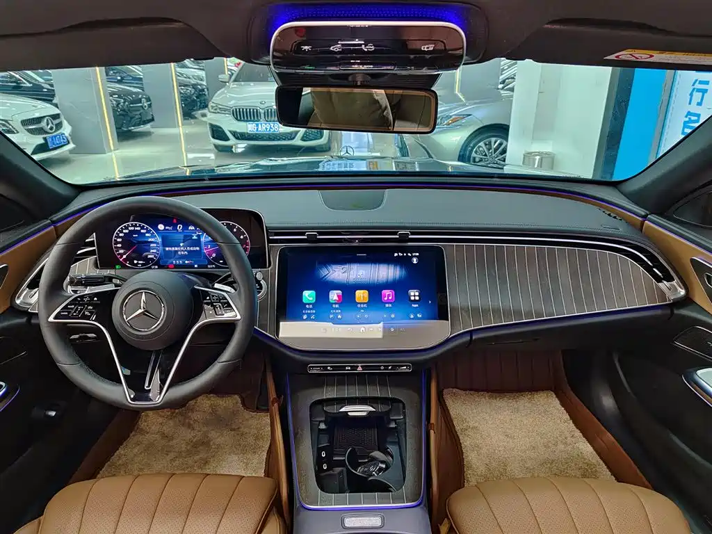 Mercedes-Benz E-Class 2025 E 300 L Fashion фото 10