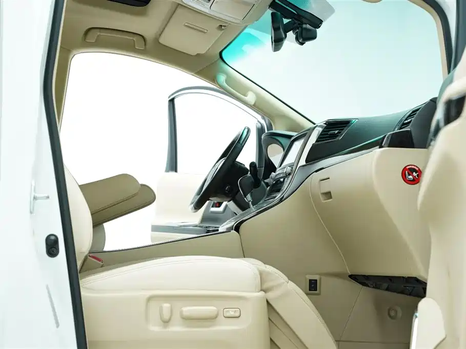 Toyota Alphard 2012 3.5L Premium Edition фото 30