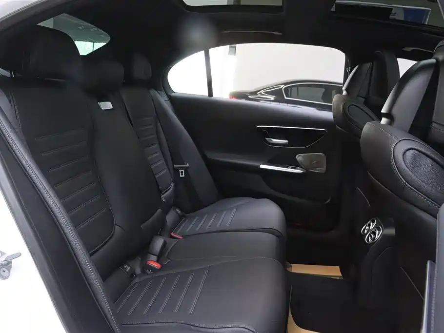 Mercedes-Benz C-Class 2023 Facelift C 260 L Sport Edition фото 16