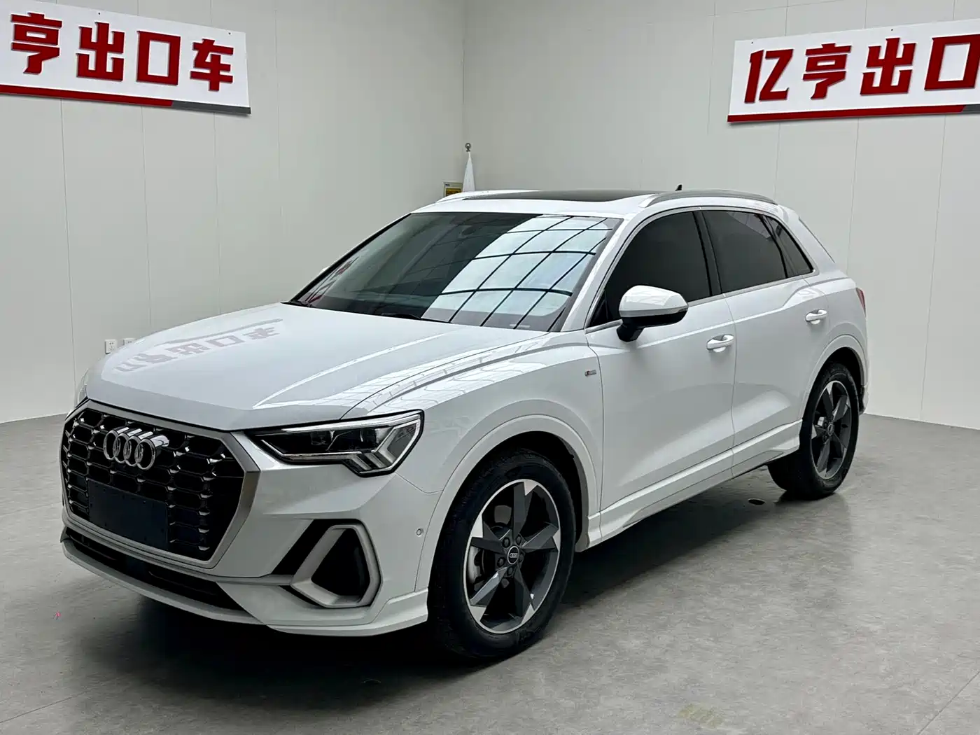 Audi Q3 2022 35 TFSI Fashion Dynamic