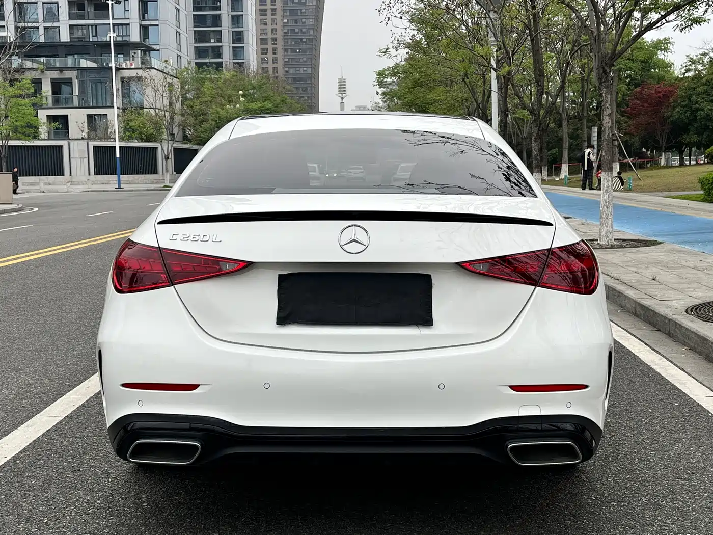 Mercedes-Benz C-Class 2024 C 260 L Night Edition Sport фото 16
