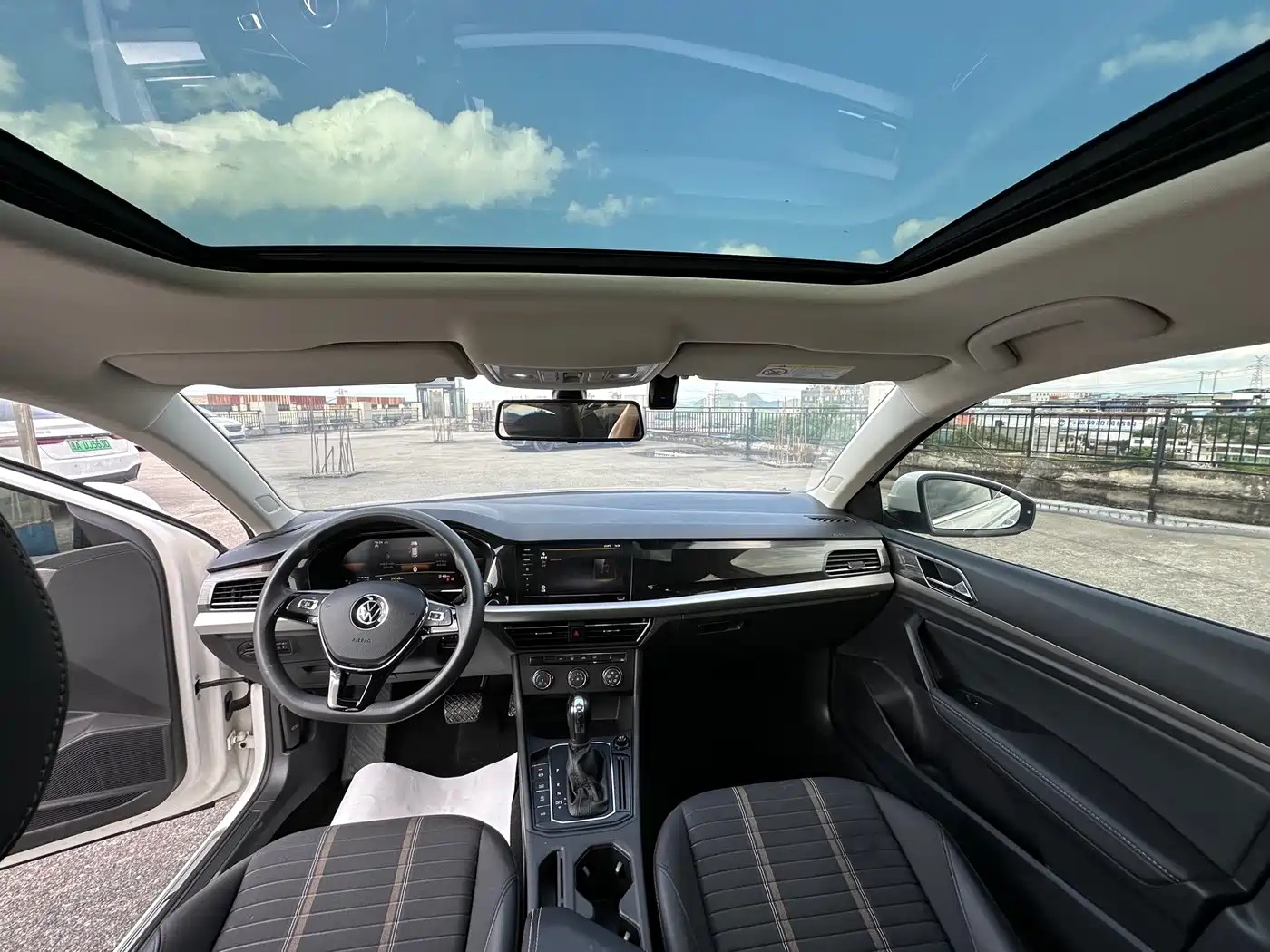 Volkswagen Lavida 2022 280TSI DSG Comfort Edition фото 10