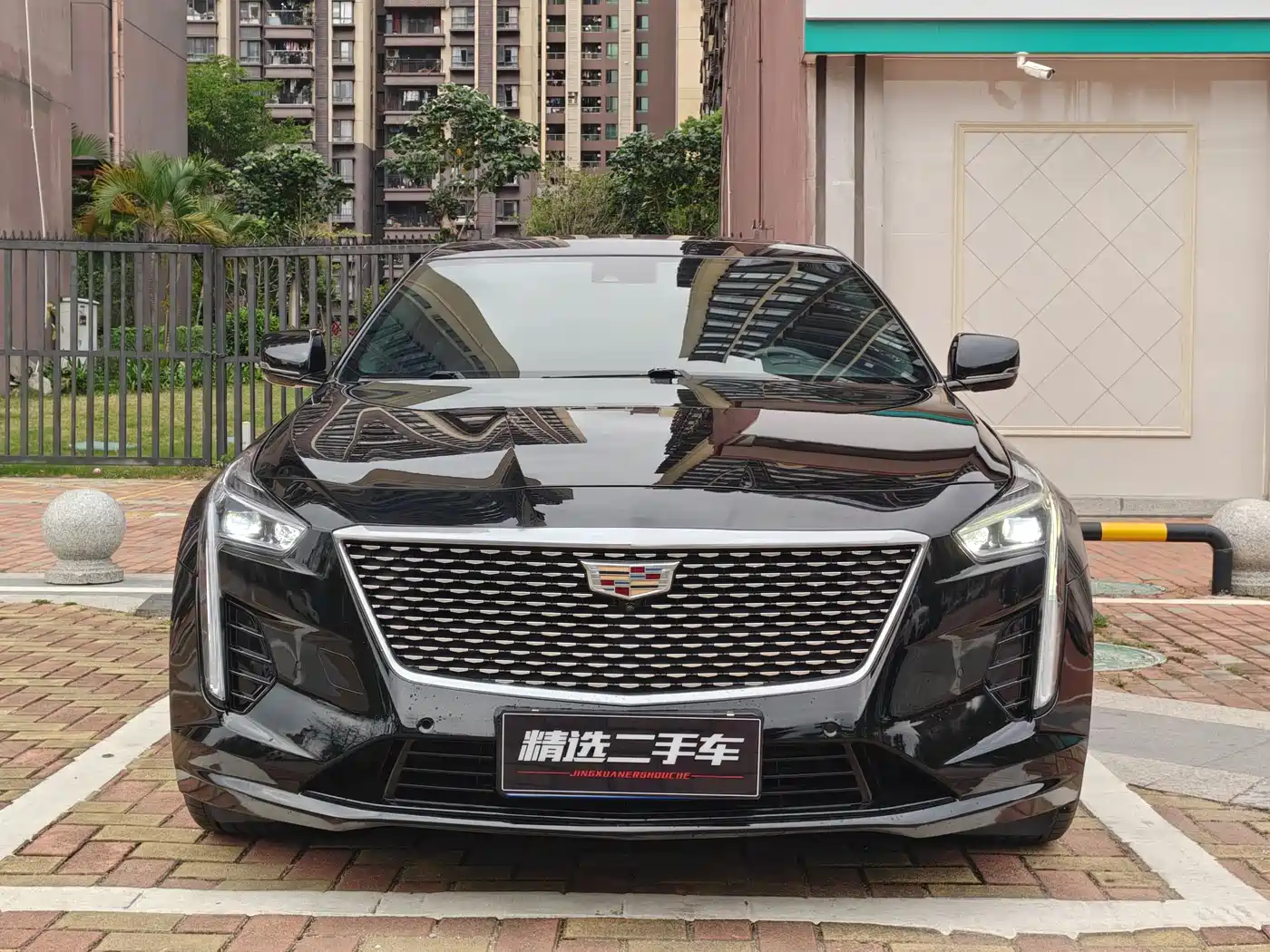 CADILLAC CT6