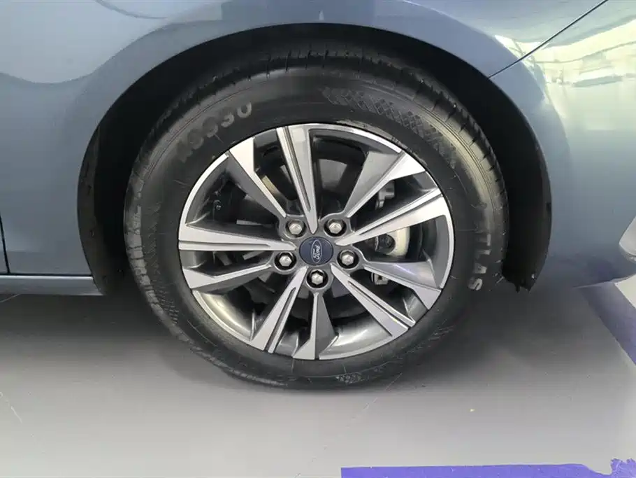 Ford Escort 2022 2021 1.5L Automatic Diamond Edition