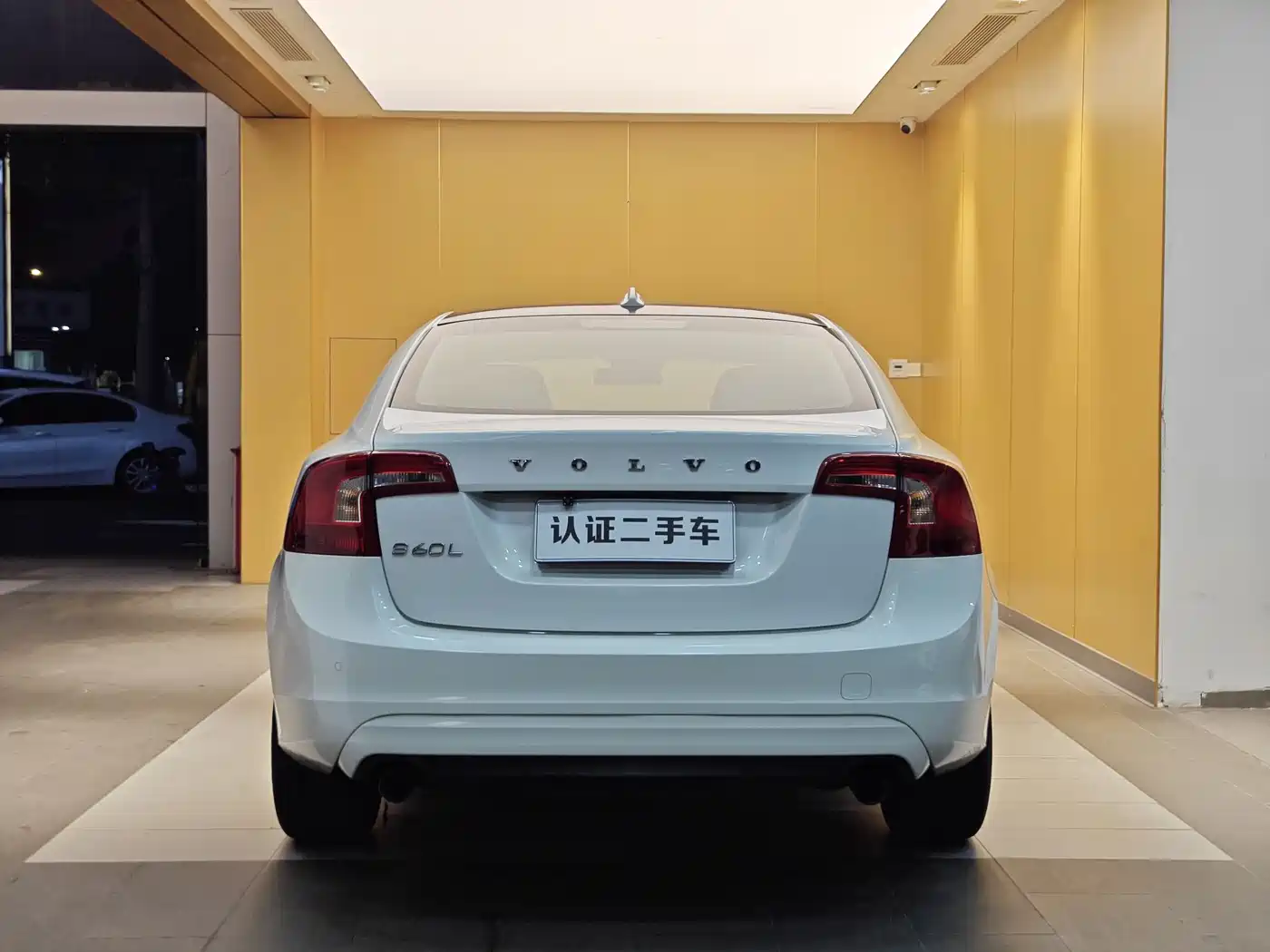 Фото 27 - Volvo S60