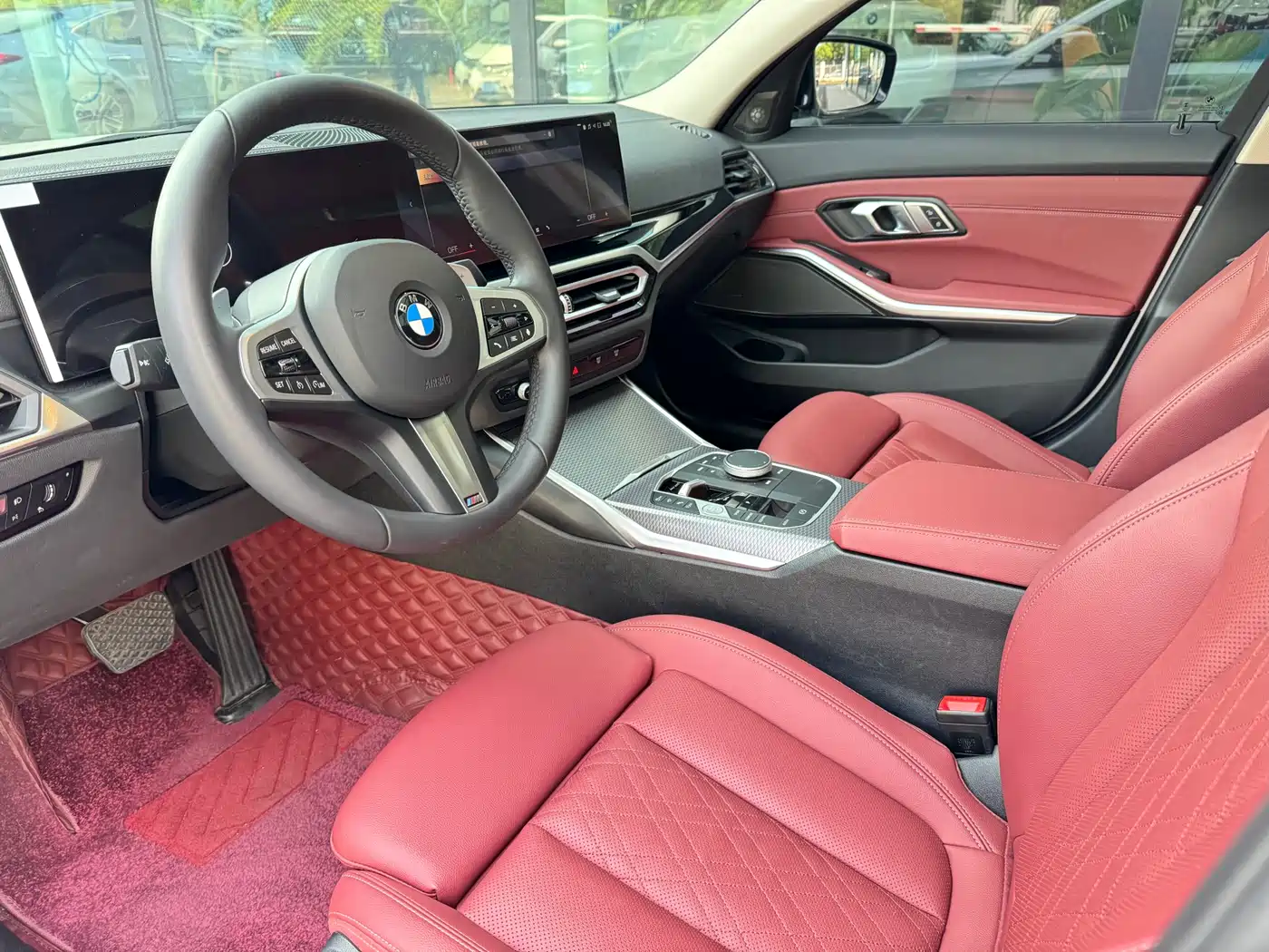 BMW 3 Series 2024 325Li M Sport Shadowline Package фото 16
