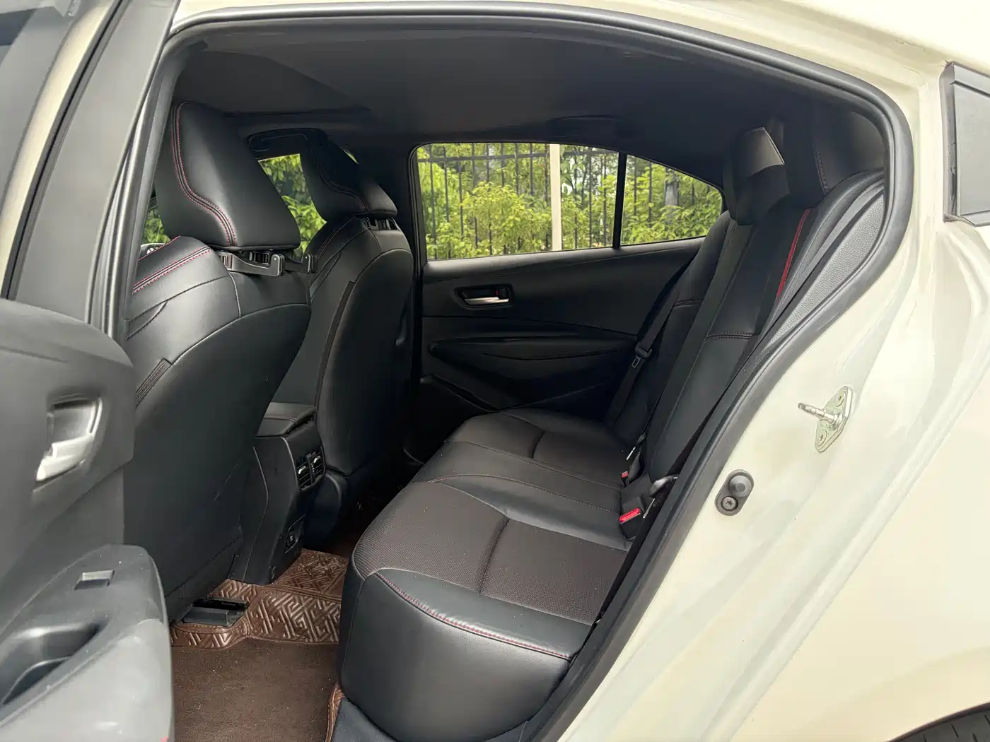 Toyota Levin 2021 185T CVT Sport Edition фото 9