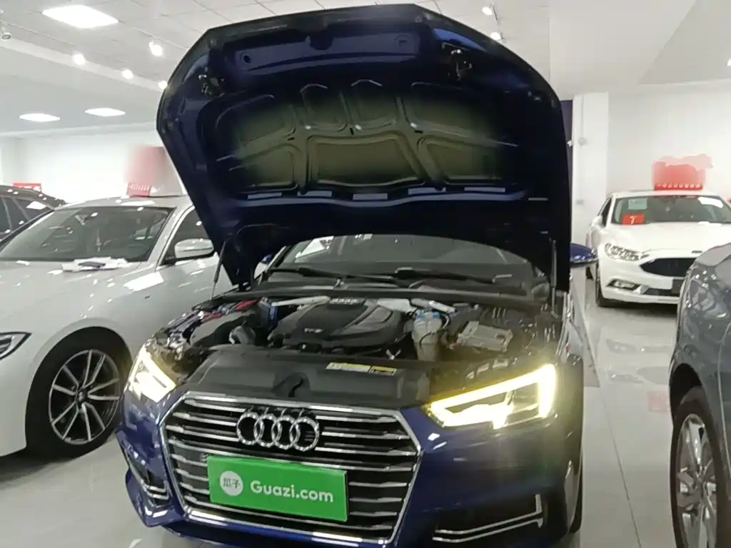 Фото 20 - Audi A4L
