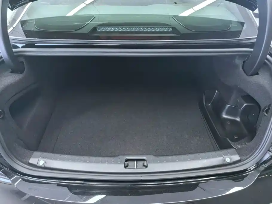 Volvo S90 2025 2025 B5 Zhiyi Luxury Edition