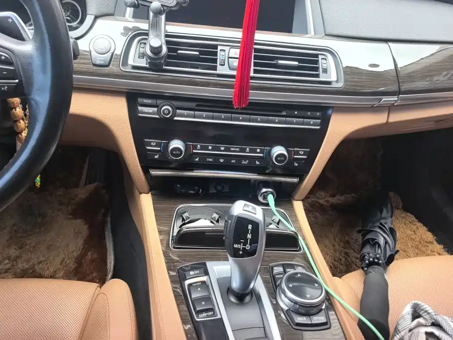 BMW 7 Series 2014 2013 Model 740Li xDrive