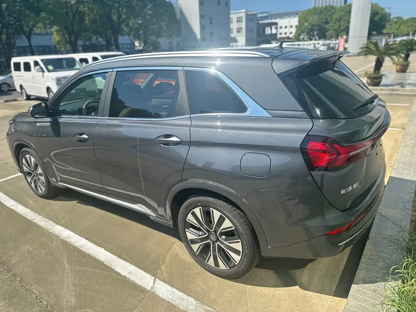Landian E5 PLUS 2026 2026 230km Ultra Long Range Edition Ultra 7-Seater
