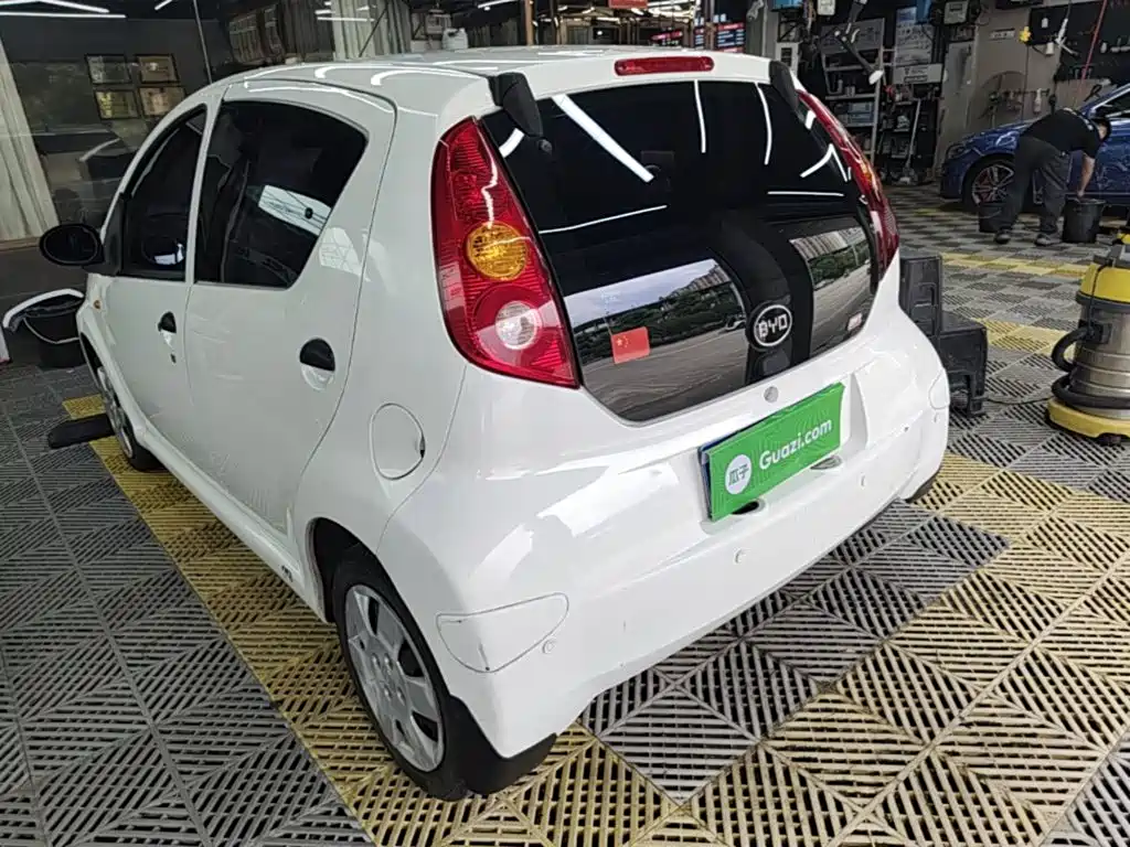 BYD F0 2014 2013 1.0L AMT Cool Edition
