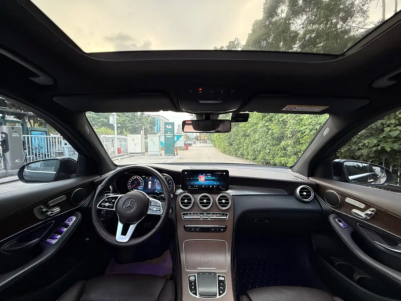 Mercedes-Benz GLC 2022 Model GLC 260 L 4MATIC Luxury Edition фото 15