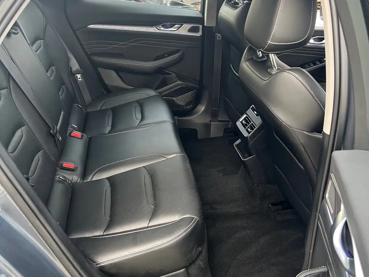 GEELY AUTOMOBILE XINGRUI