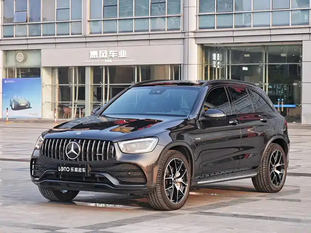 MERCEDES-BENZ GLC AMG