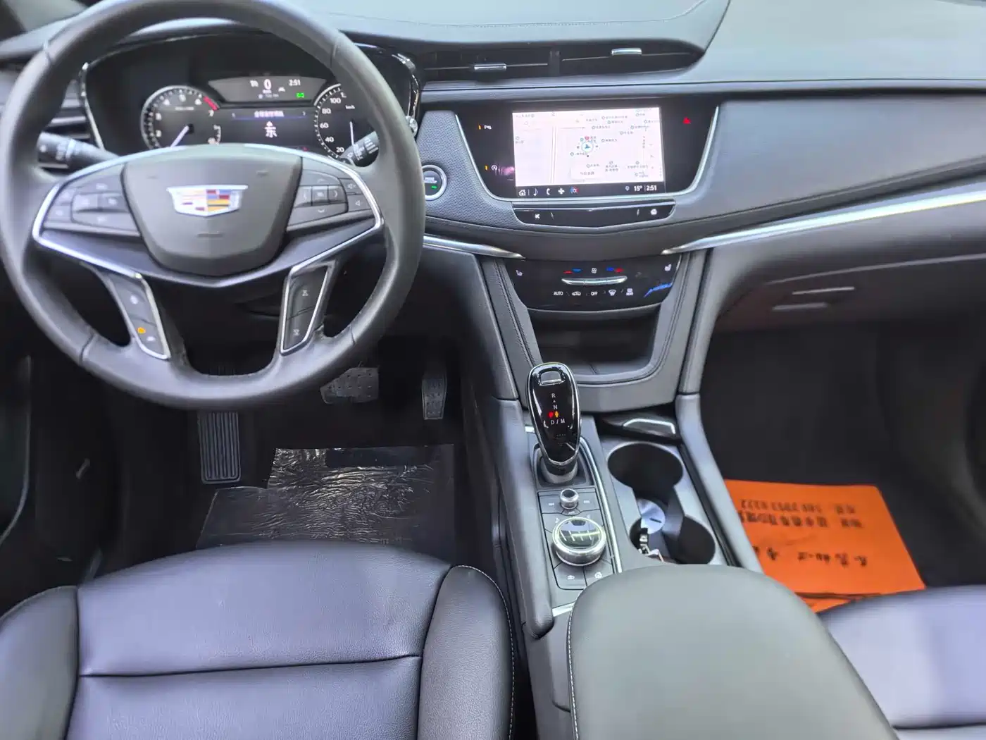 Cadillac XT5 2022 2.0T 2WD Luxury фото 8