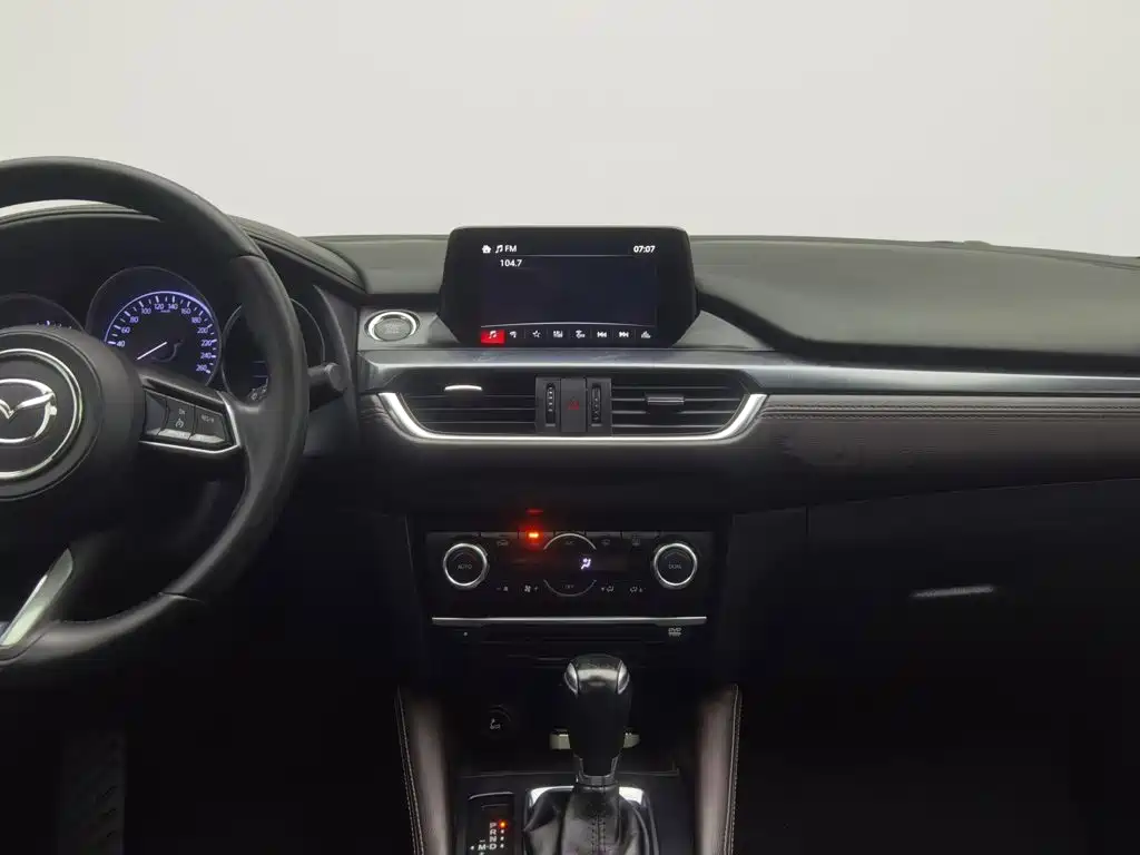 صورة 12 - Mazda Atenza