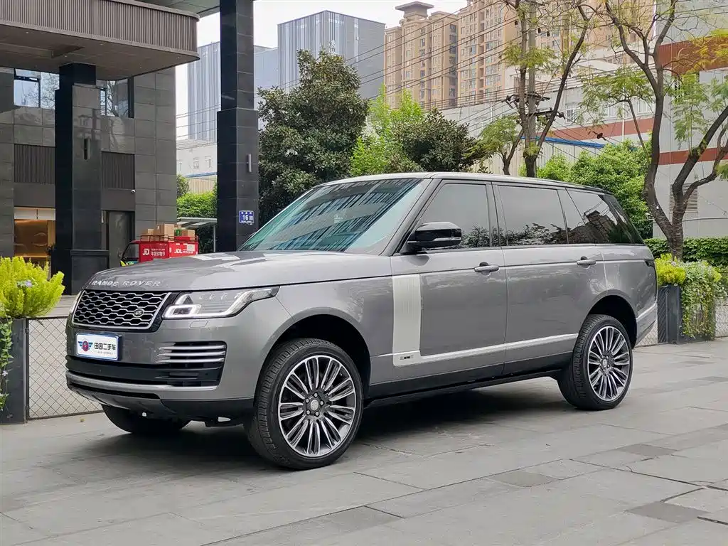 Land Rover Range Rover 2021 3.0 L6 Heritage Extended Classic Edition