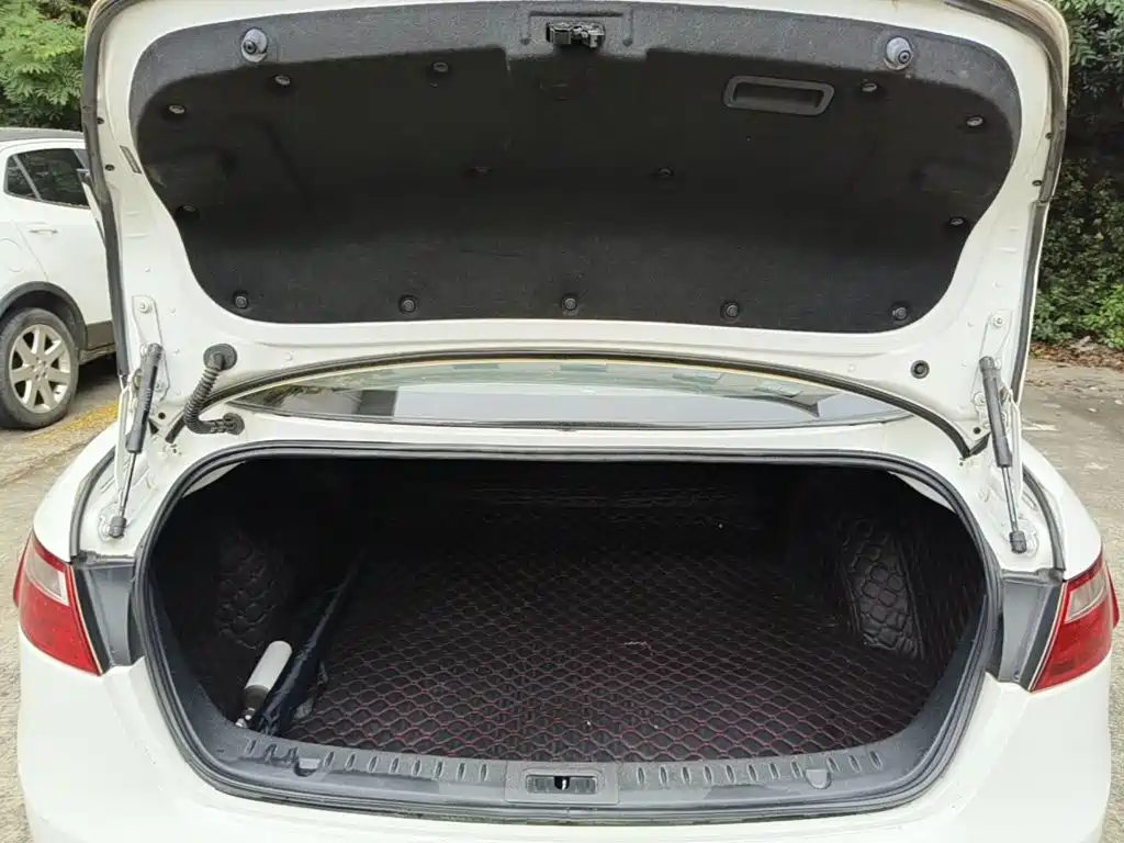 Photo 5 - Besturn B70