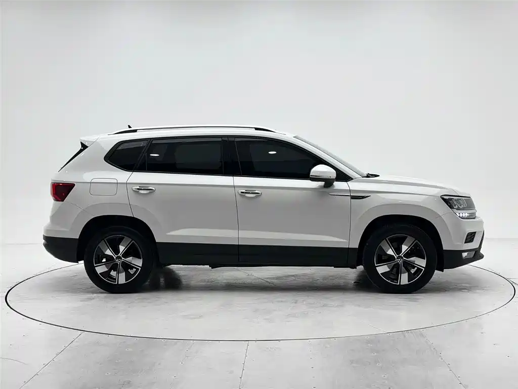 Volkswagen Tharu 2021 Model 280TSI 2WD Comfort Edition фото 9