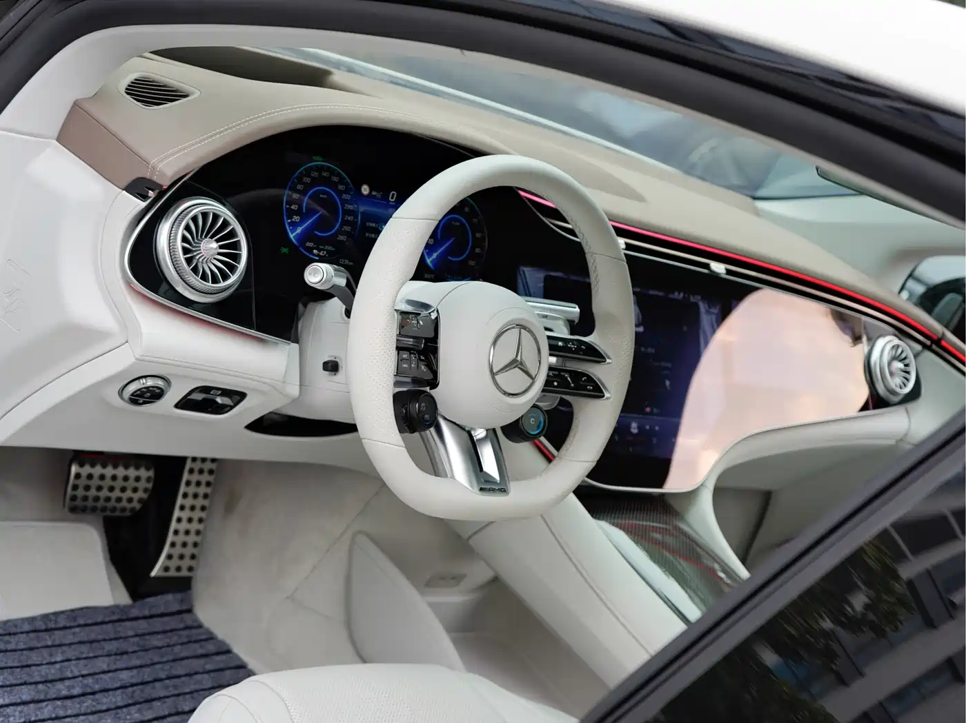 Mercedes-Benz EQS AMG 2022 AMG EQS 53 4MATIC+ фото 11