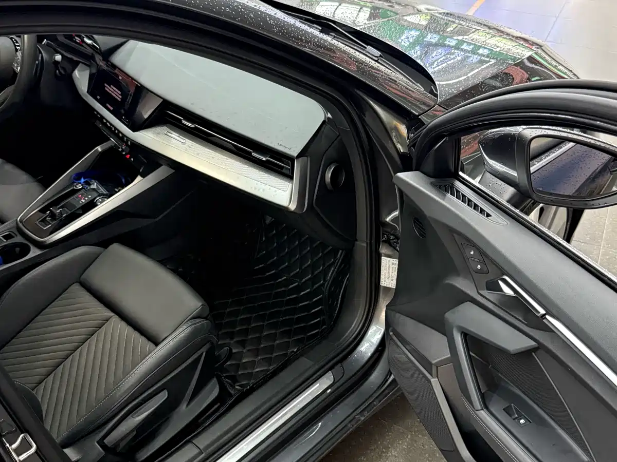 Фото 8 - Audi A3