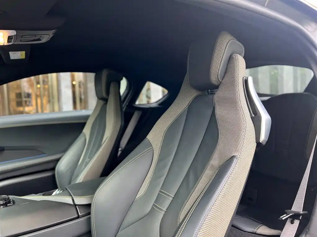 BMW i8 2016 Proton Red Limited Edition фото 23