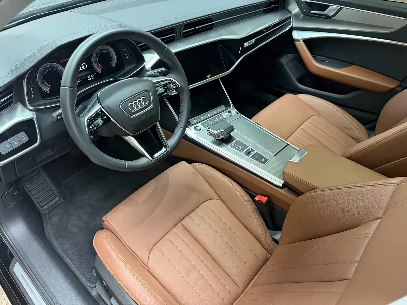 Audi A6L 2022 40 TFSI Luxury Elegance фото 18